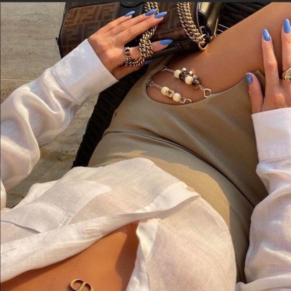 Zara skirt with asymmetrical cut